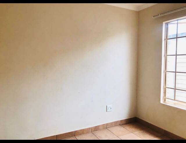 2 BEDROOM FREEHOLD FOR SALE IN SKY CITY